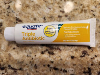 Equate First Aid Triple Antibiotic Ointment Infection Protection 1 oz (28g) vs Neosporin